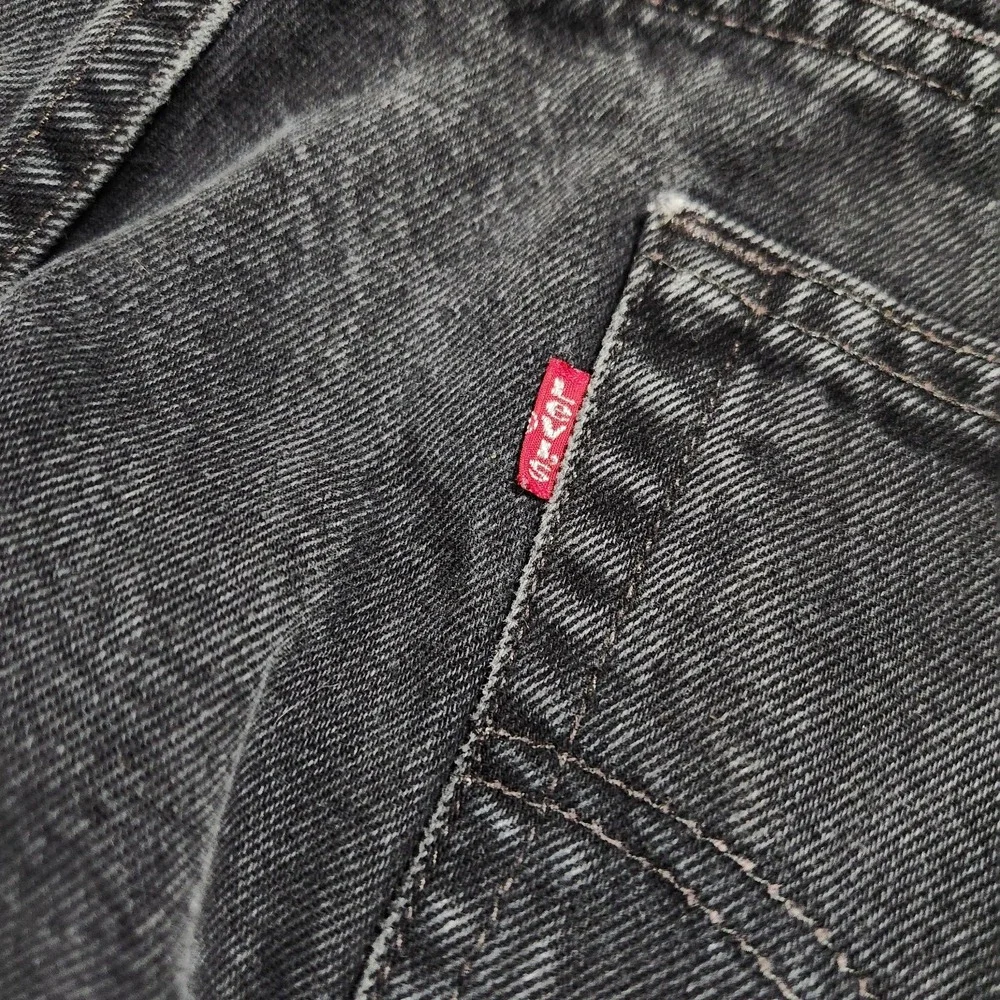Levis size tag